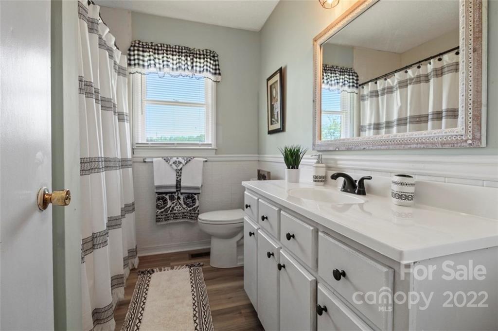 Falls St, Lawndale, NC 28090