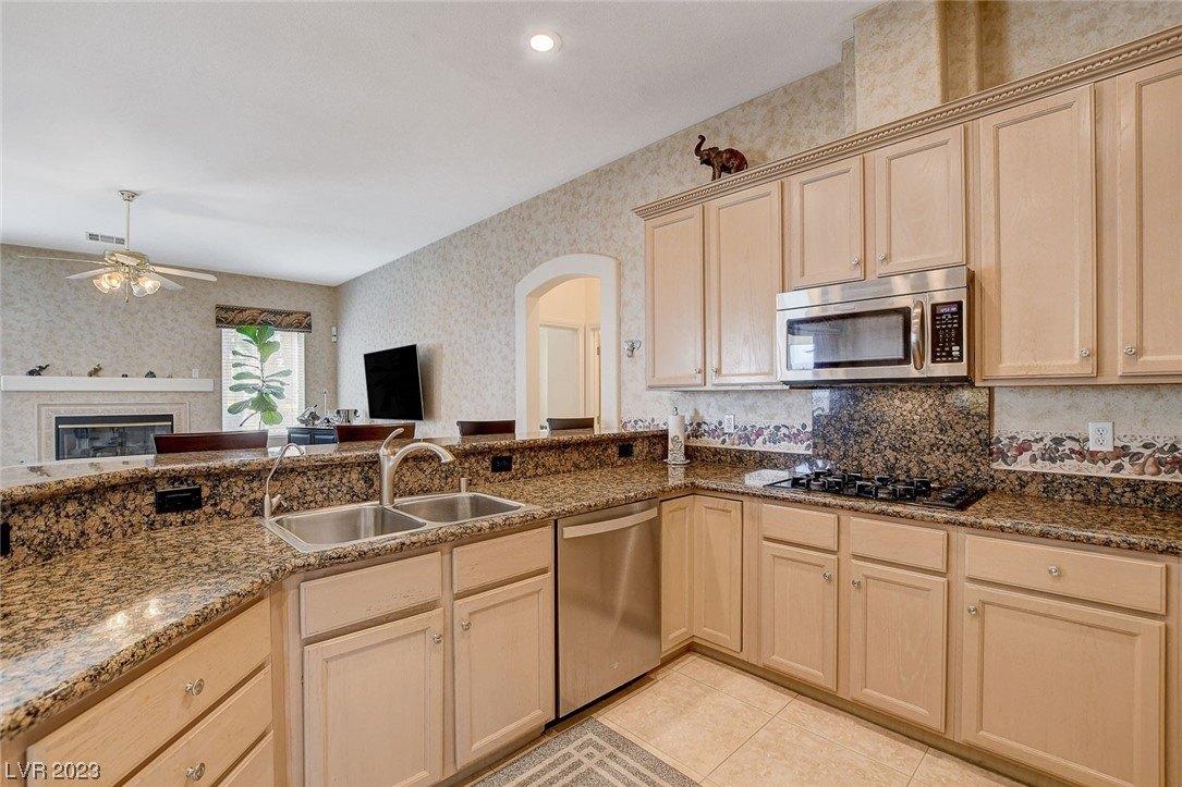 Sleepy River Ave, Las Vegas, NV 89144