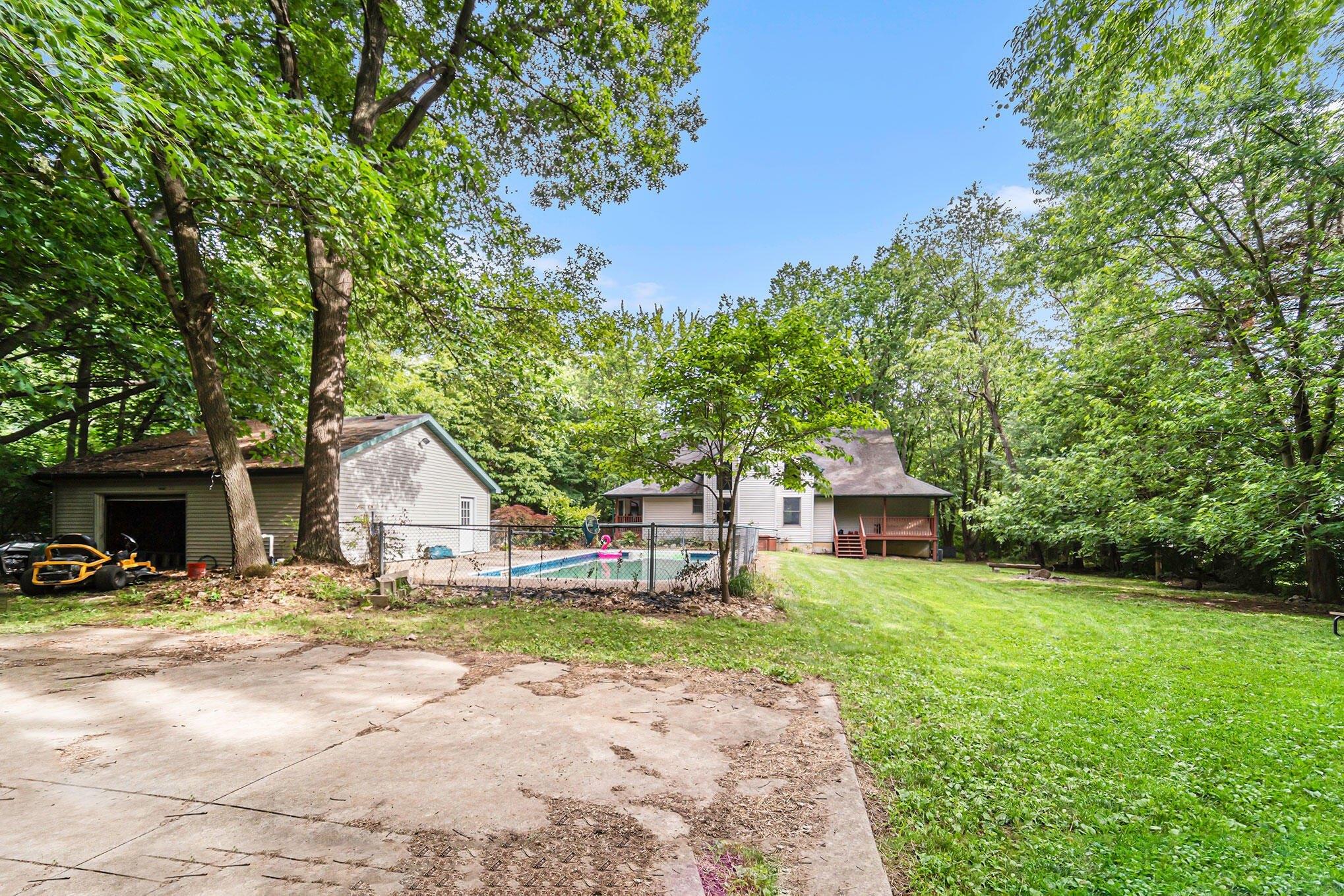 Marion Rd, Jackson, MI 49201