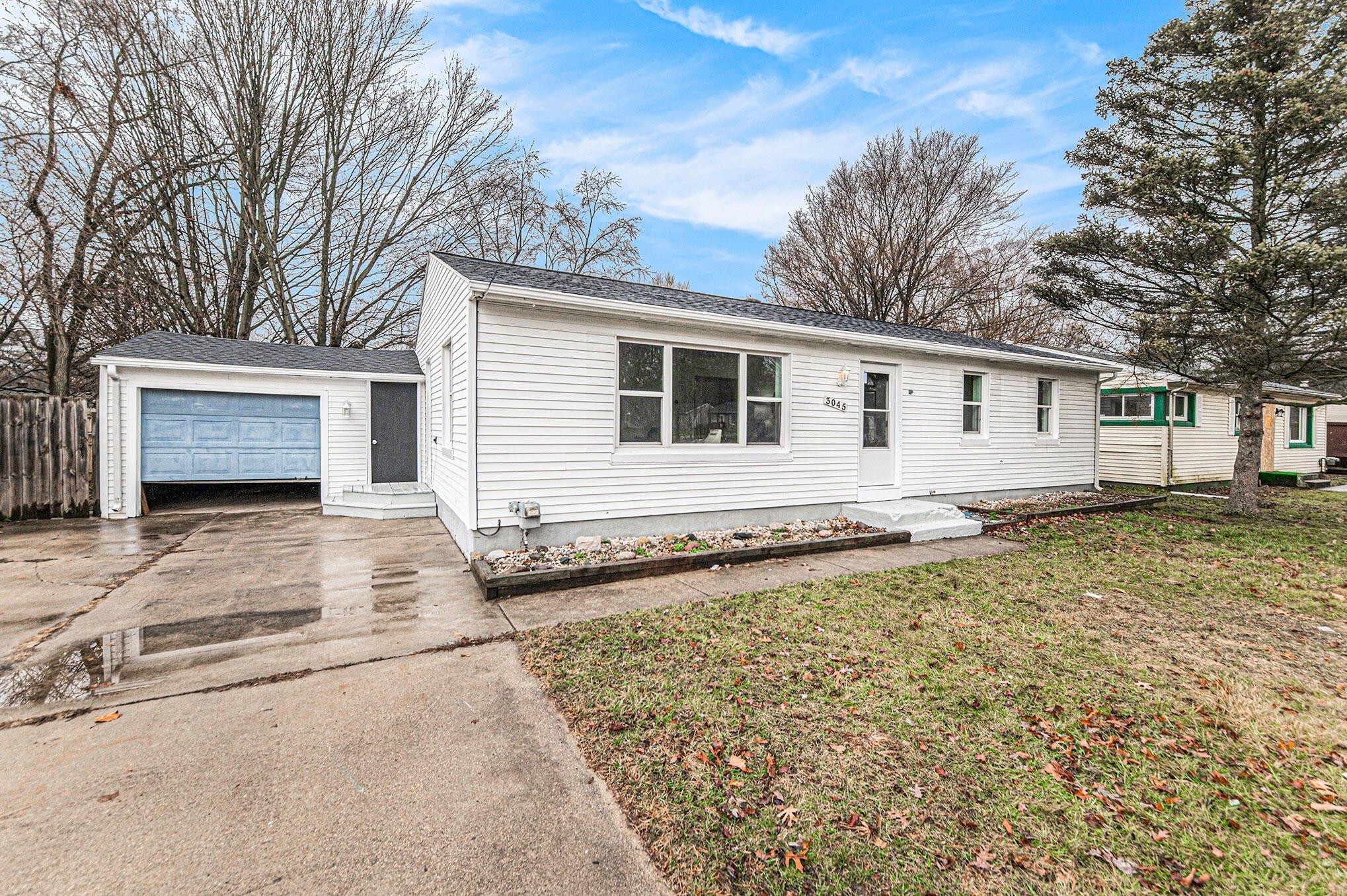 Alpine St, Kalamazoo, MI 49004