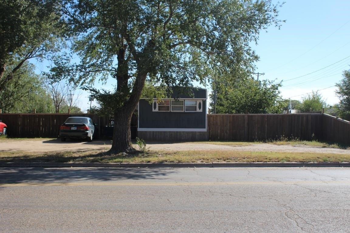 Moreman St, Hereford, TX 79045