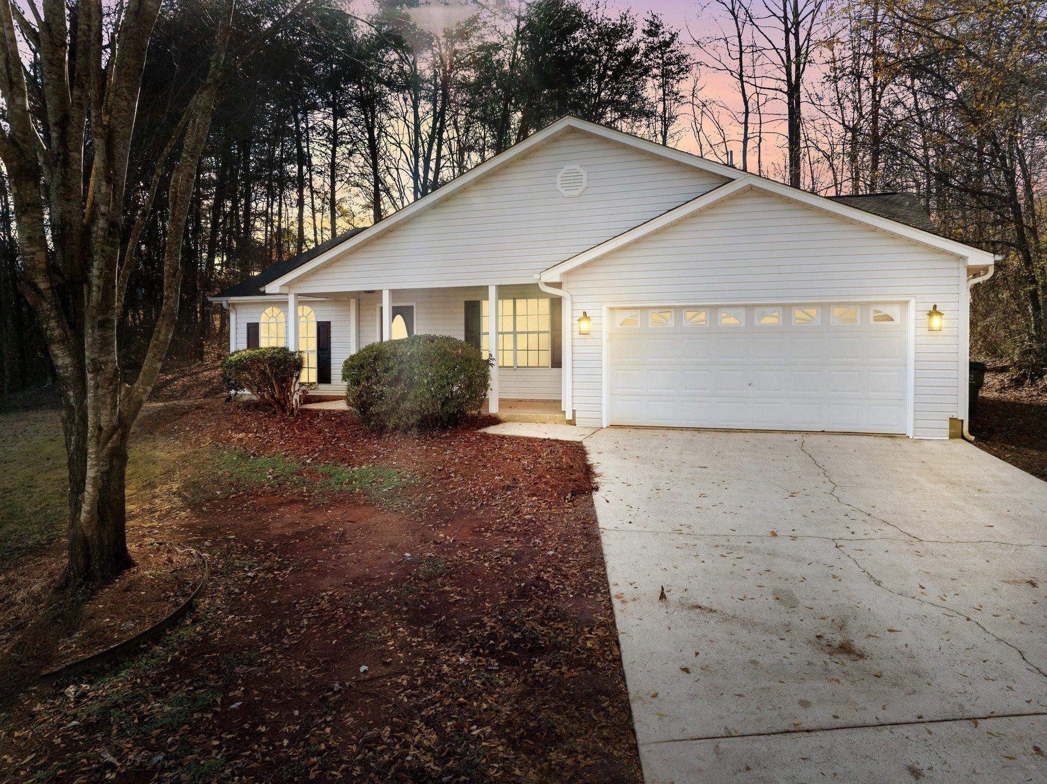 Confederate Ln, Greer, SC 29651