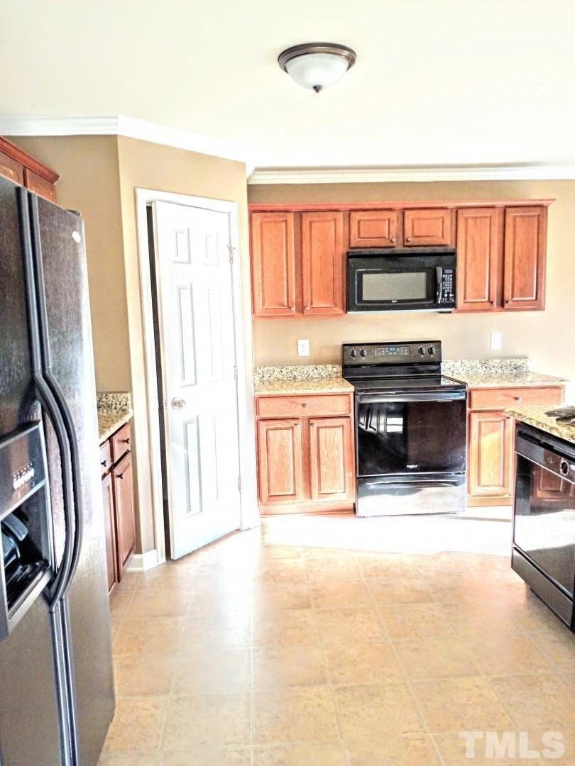 Collington Dr, Mebane, NC 27302
