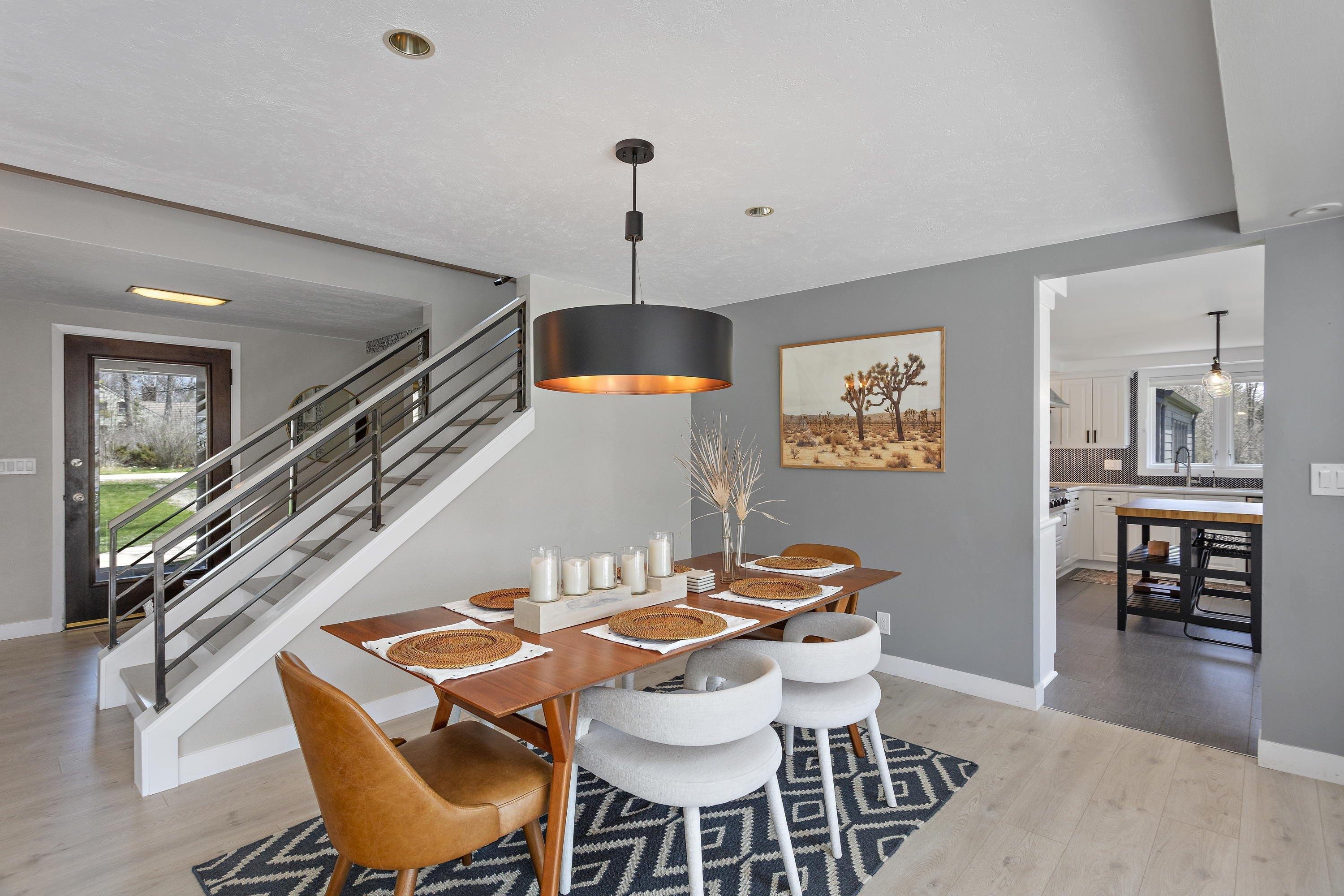 E Glenbrook Rd, Milwaukee, WI 53217