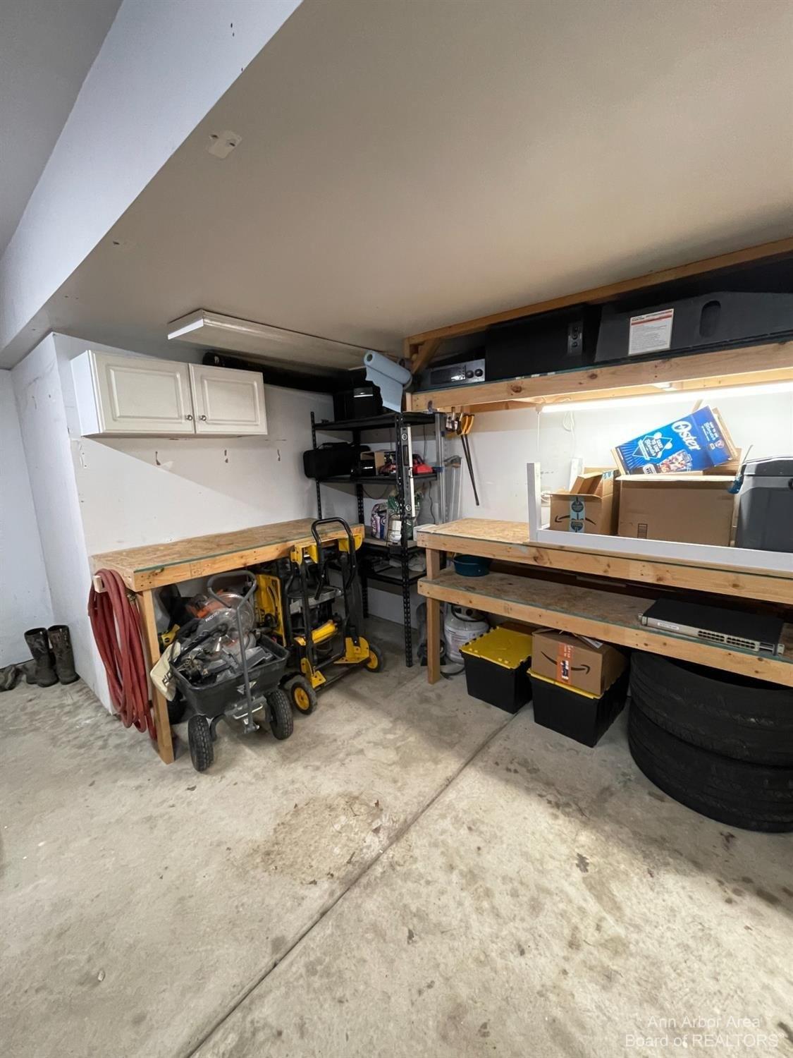 Saint Andrews Dr, Ypsilanti, MI 48197