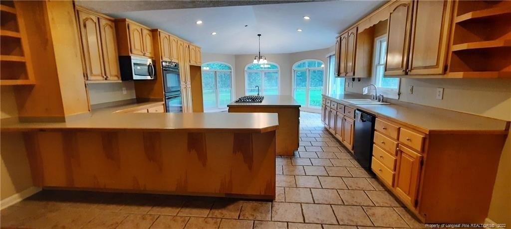 Dogwood Ln, Raeford, NC 28376
