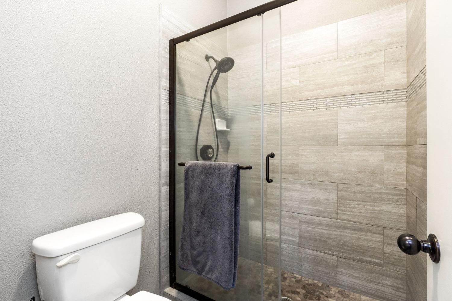 Palo Alto Ave, Clovis, CA 93612