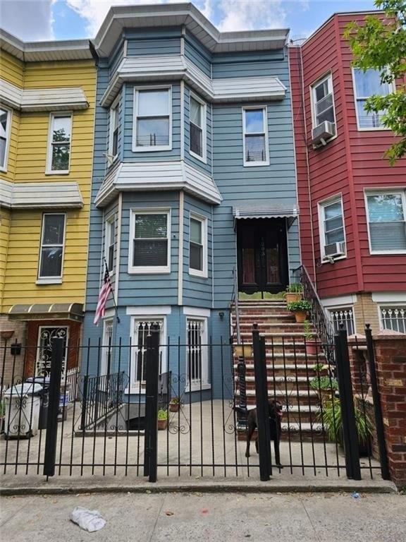 Hancock St, Brooklyn, NY 11221