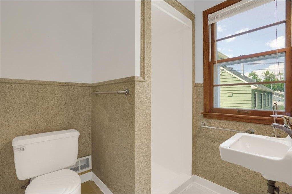 Jefferson St Ne, Minneapolis, MN 55421
