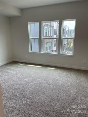 S Tryon St, Charlotte, NC 28217
