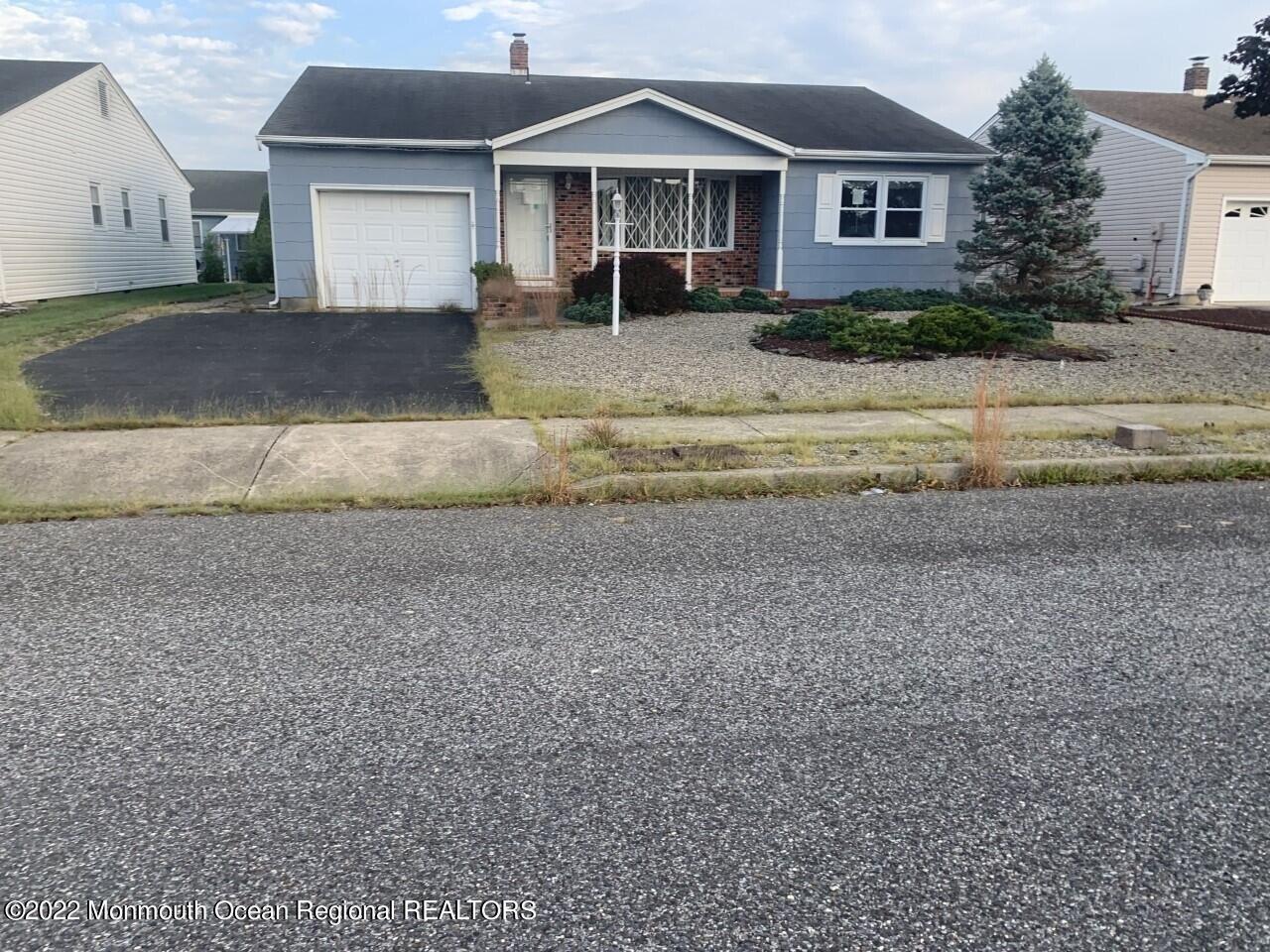 Jericho Rd, Toms River, NJ 08757