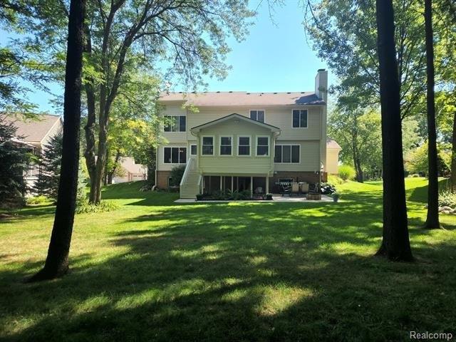 Fairhill Way, Howell, MI 48843