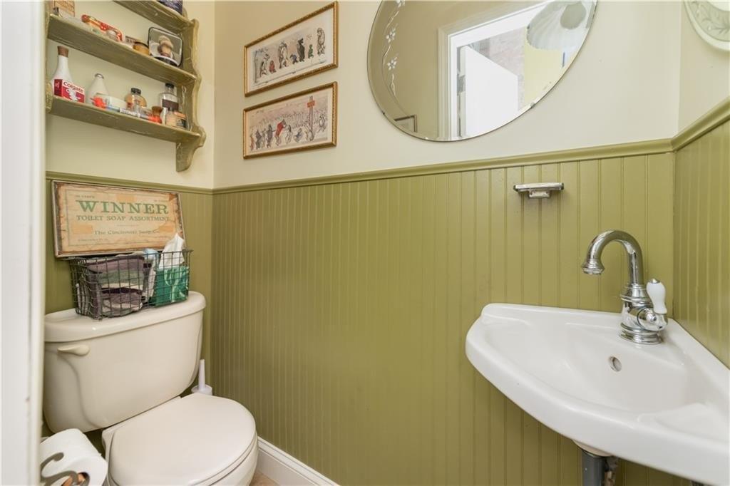 Windemere Rd, Rochester, NY 14610