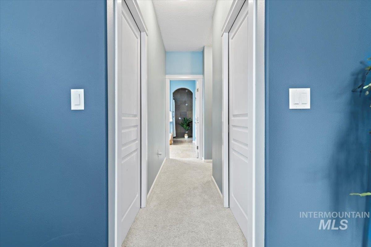 N Saguaro Hills Ave, Meridian, ID 83646