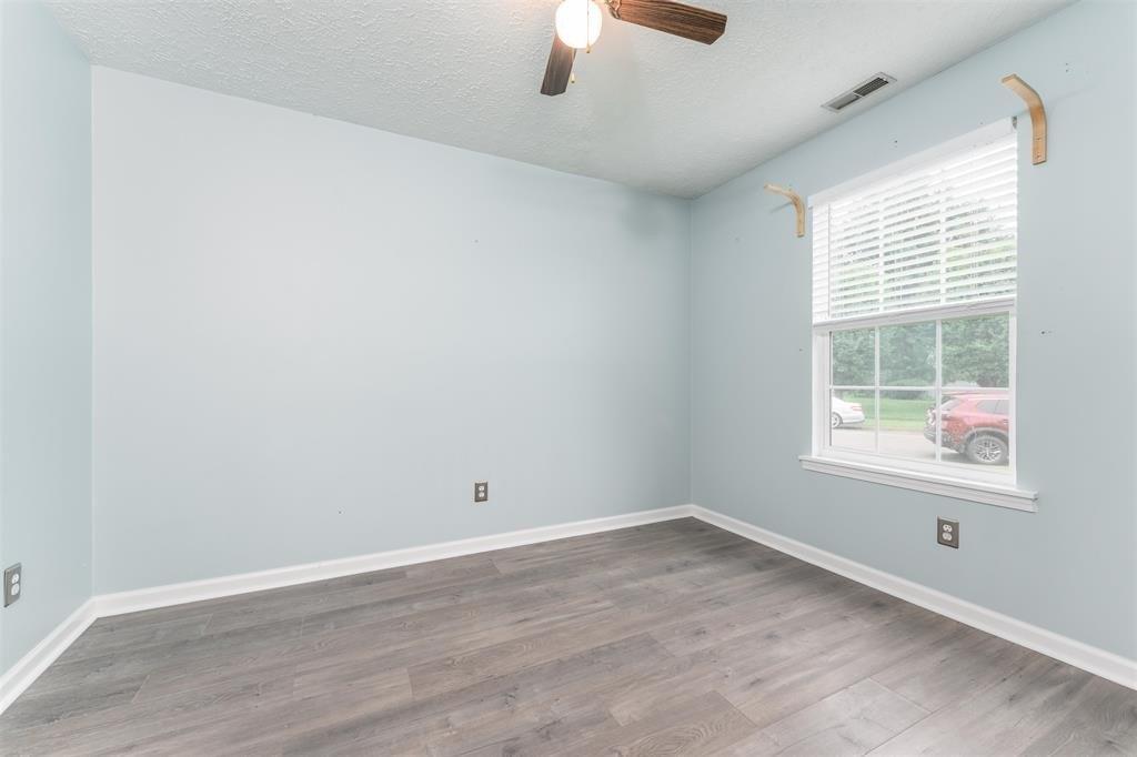 Lake Pt, Owensboro, KY 42301