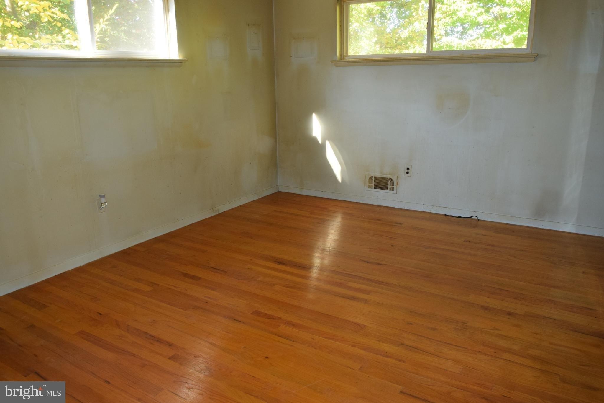 Eagle Ct, Rockville, MD 20853