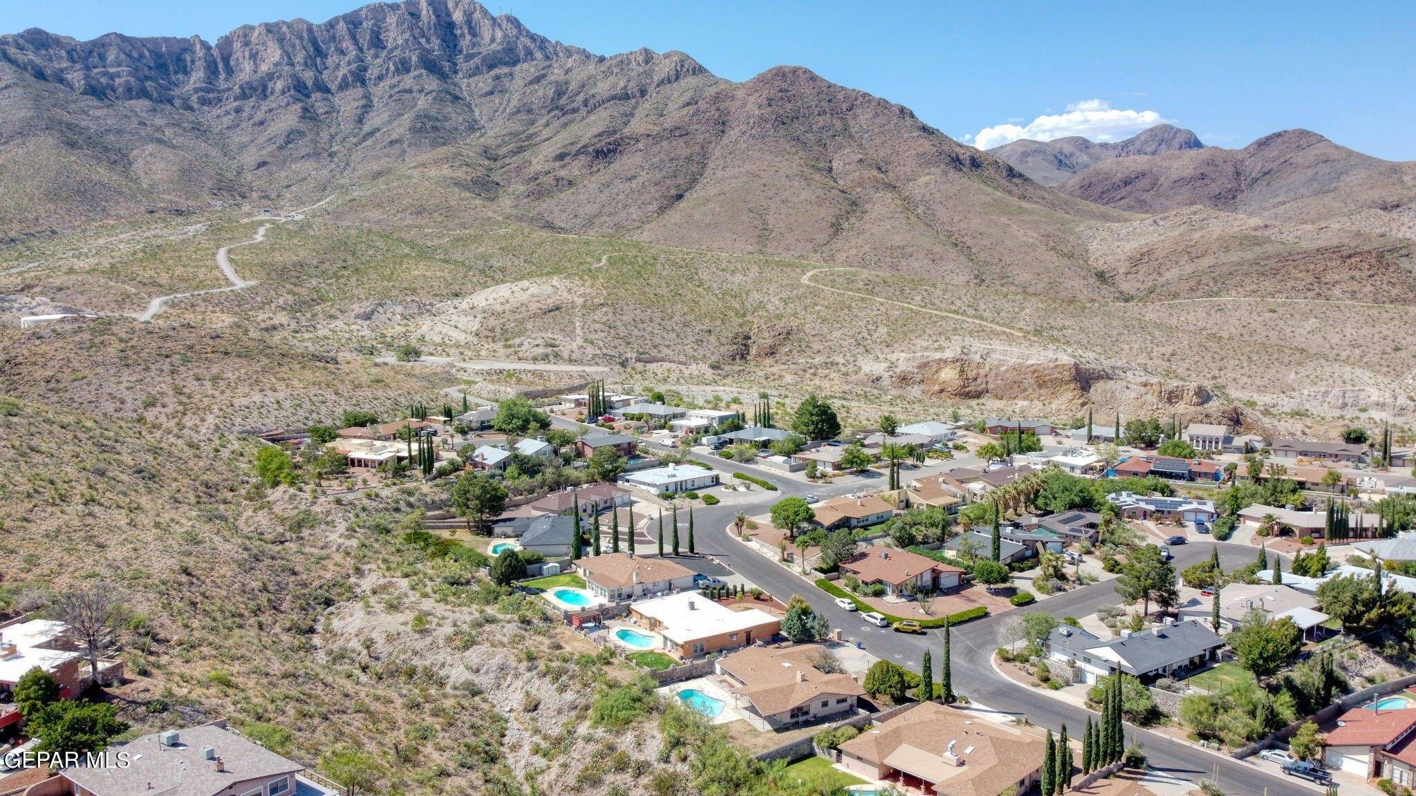 Devils Tower Cir, El Paso, TX 79904