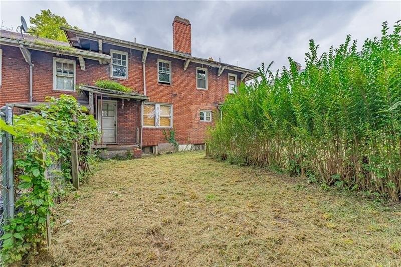 W 14th Ave, Homestead, PA 15120
