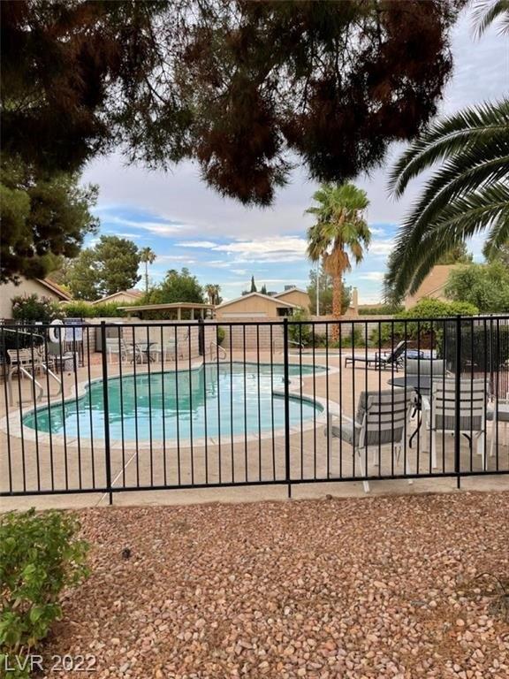 Edinburgh Dr, Las Vegas, NV 89103