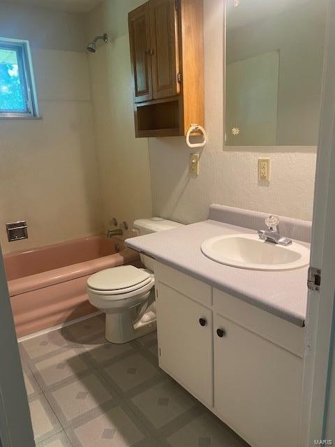 Mary Ann St, Cape Girardeau, MO 63701