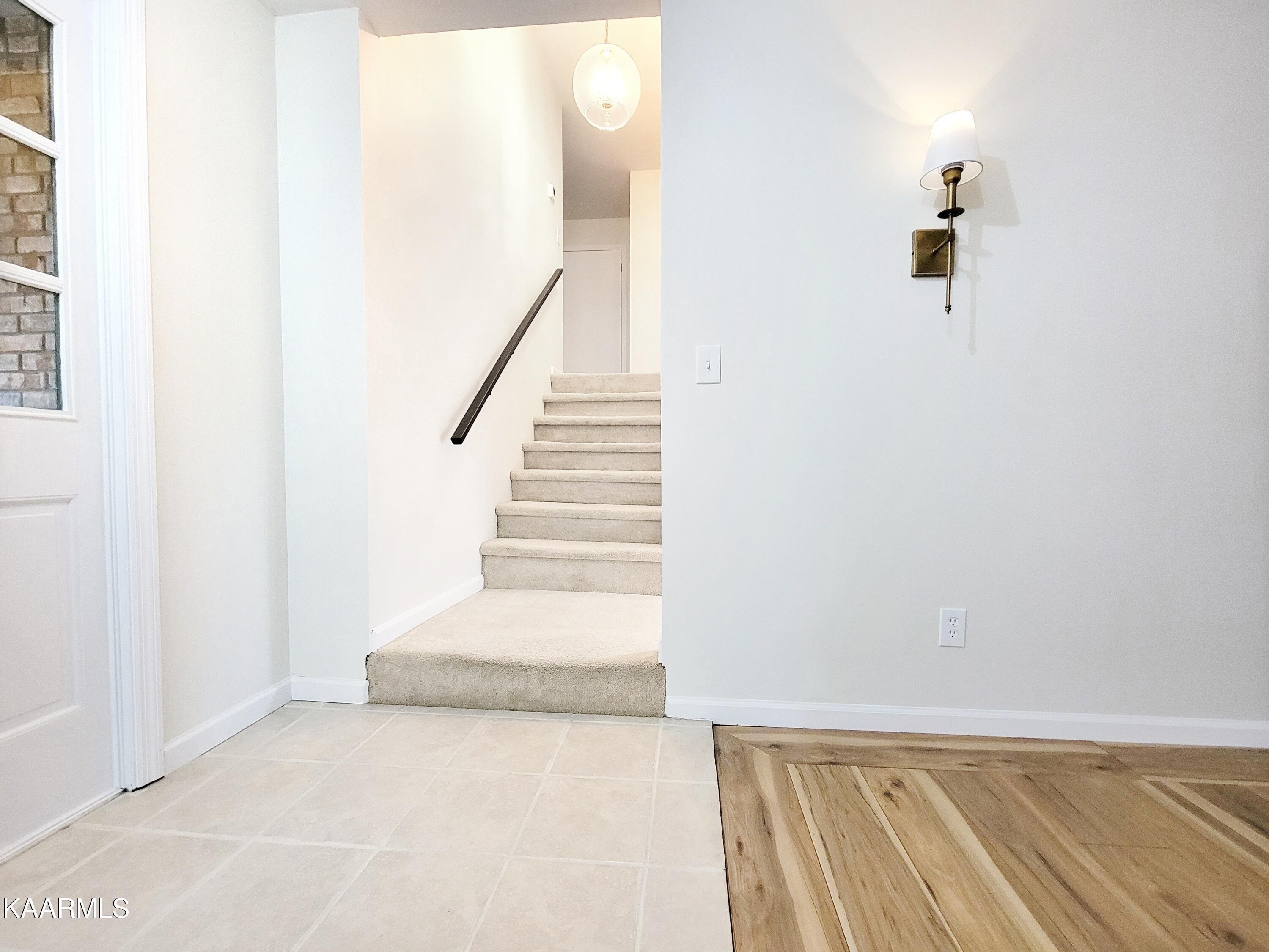 Glenwood Dr, Maryville, TN 37803