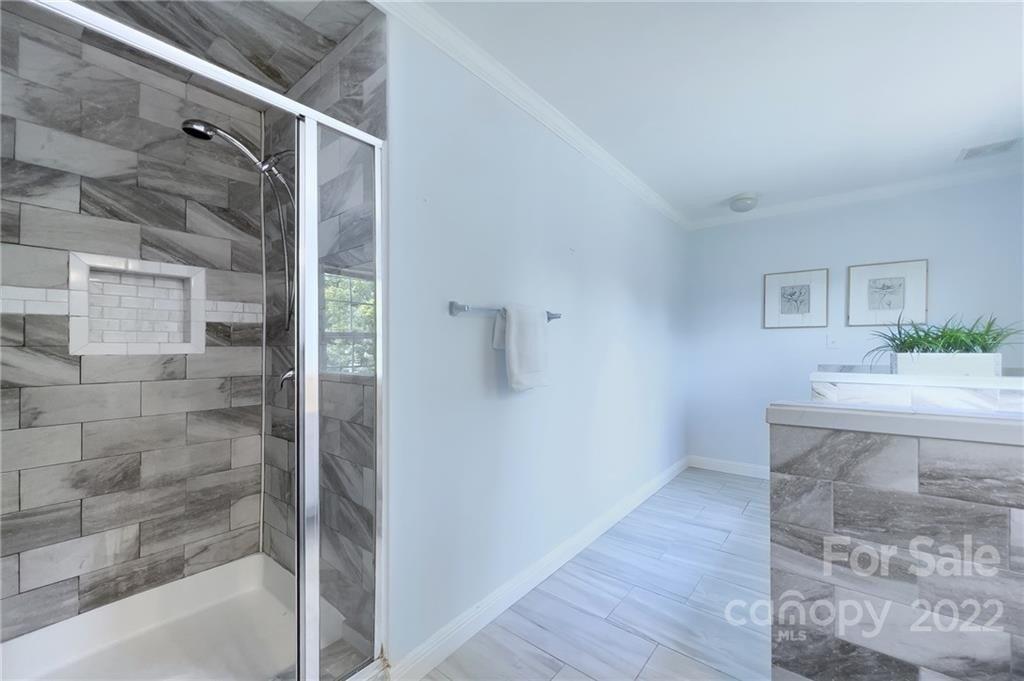 Lamoille Ln, Charlotte, NC 28278