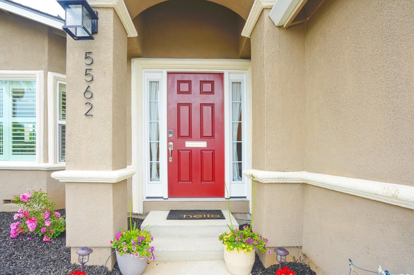 Starcrest Dr, San Jose, CA 95123