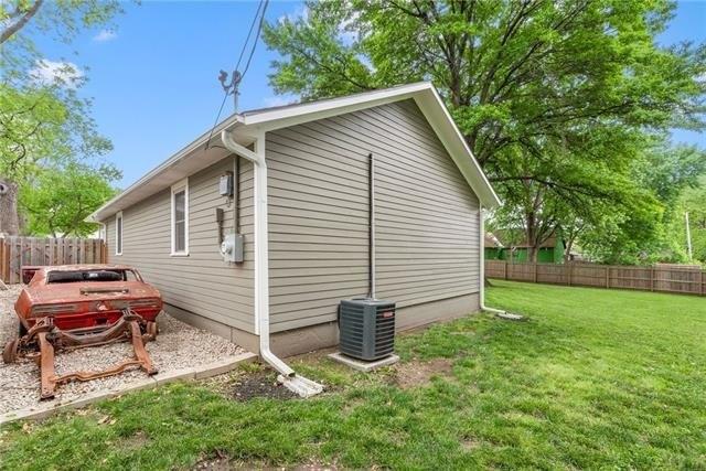 Melrose St, Overland Park, KS 66214