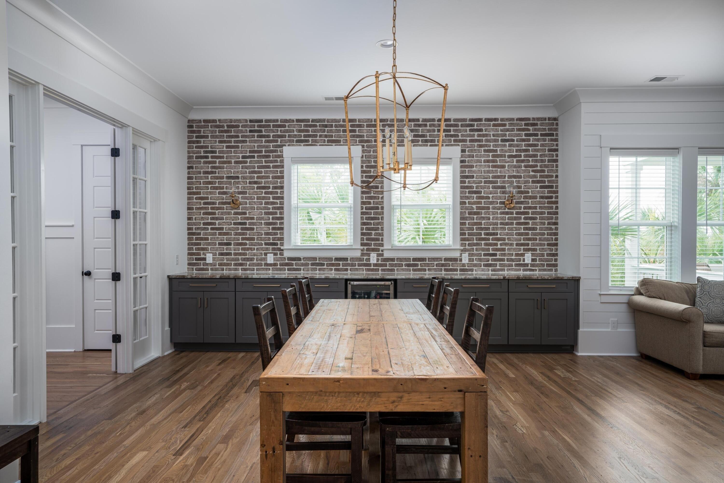 Cape Jasmine Ct, Mount Pleasant, SC 29464