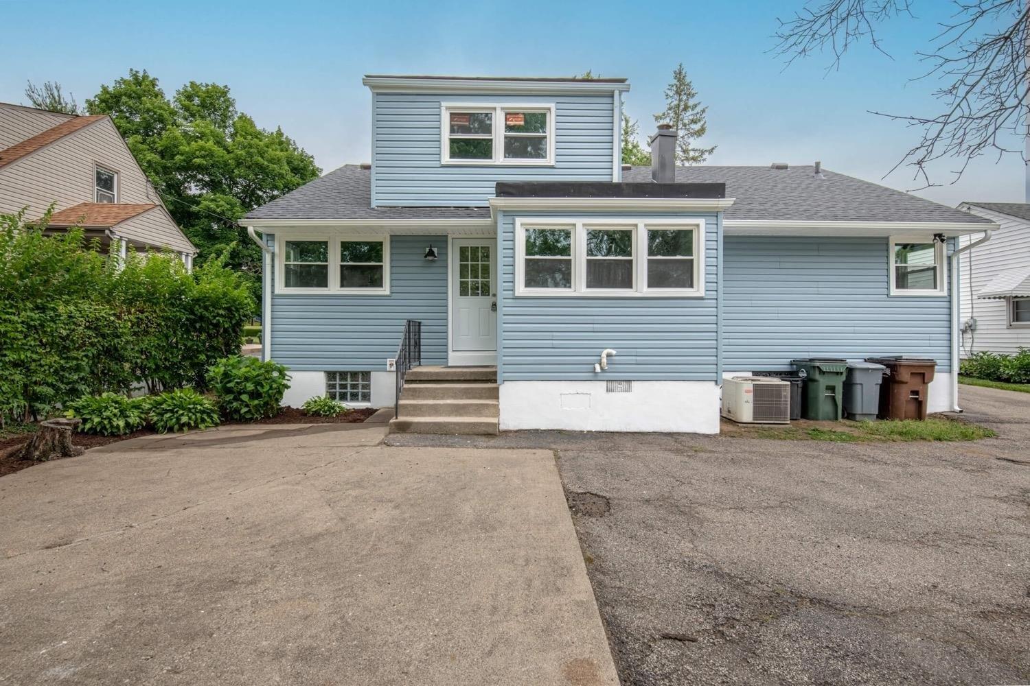 Grand Ave, Middletown, OH 45044