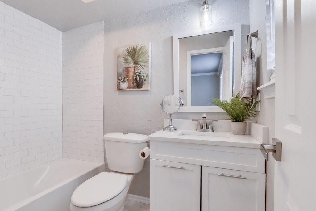 Summer Oak Dr, Edmond, OK 73013