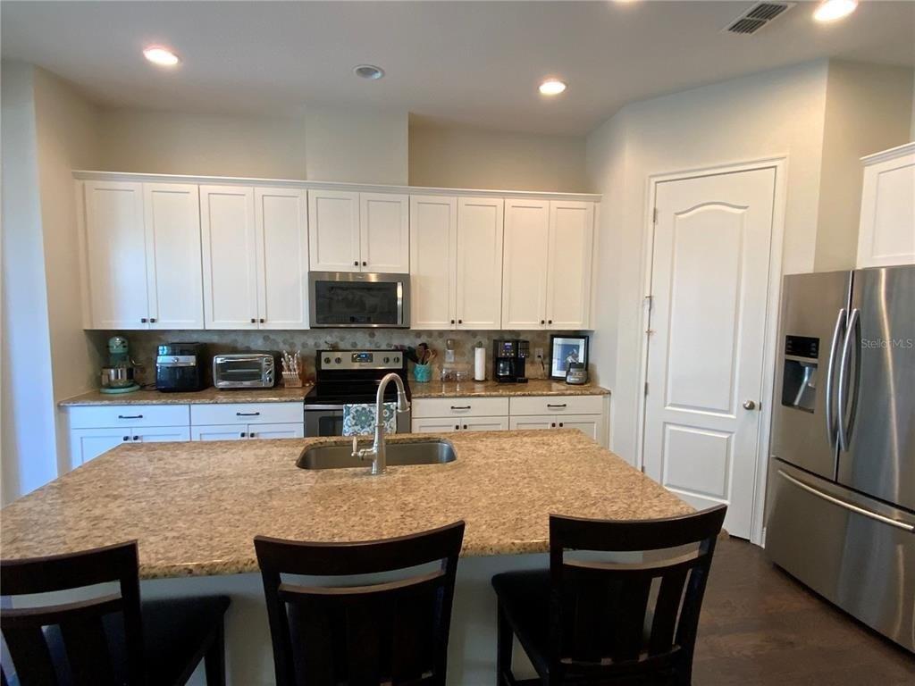 Lobelia Dr, Lake Mary, FL 32746
