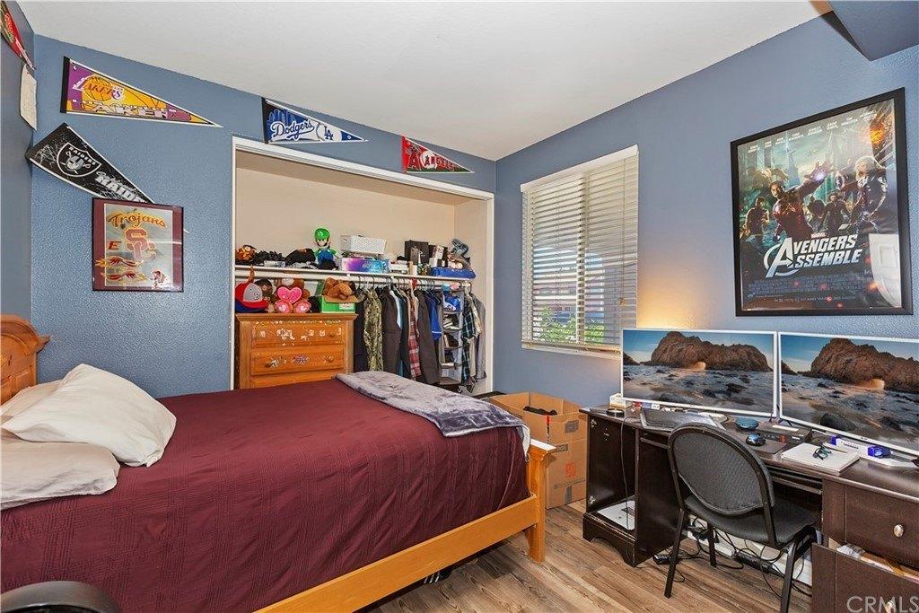 Gatwick Ave, Fontana, CA 92336