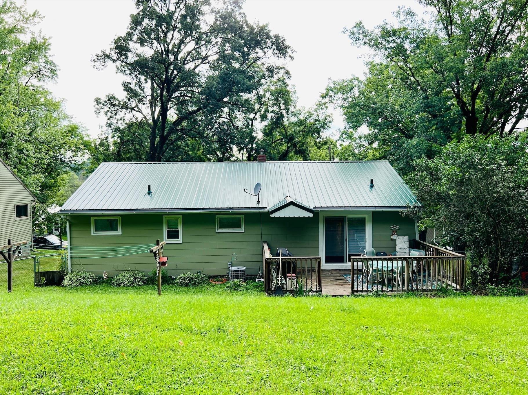 S James St, Richland Center, WI 53581