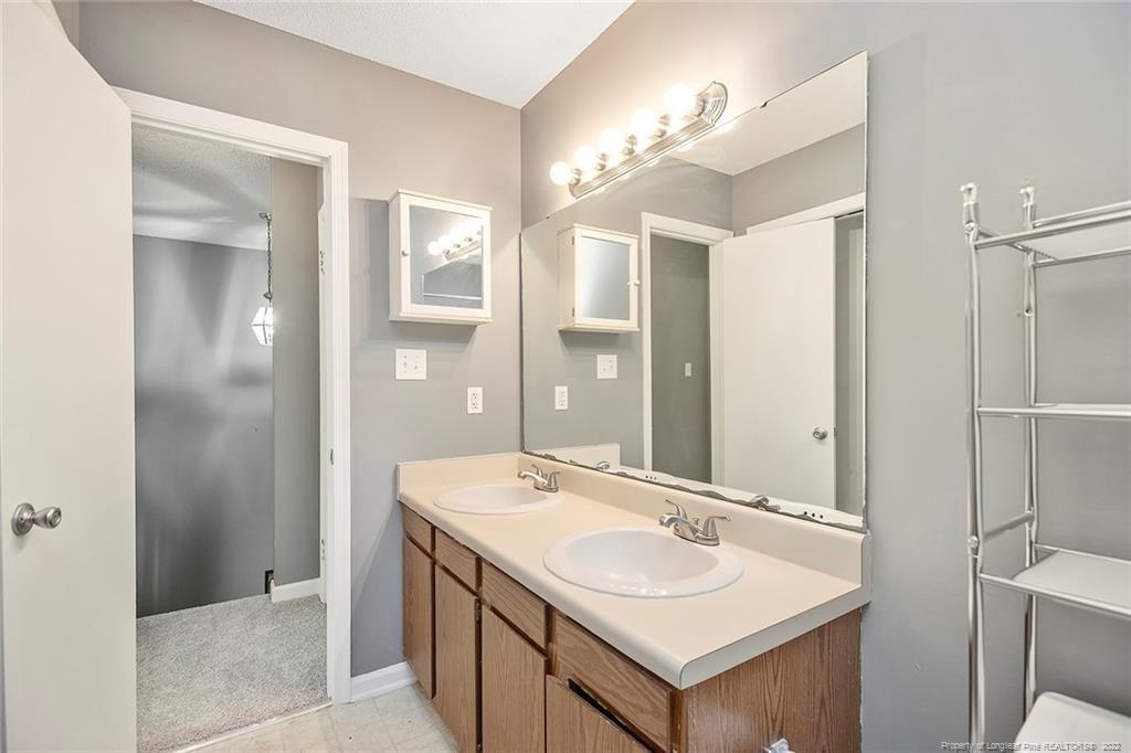Virginia Pl, Cary, NC 27513