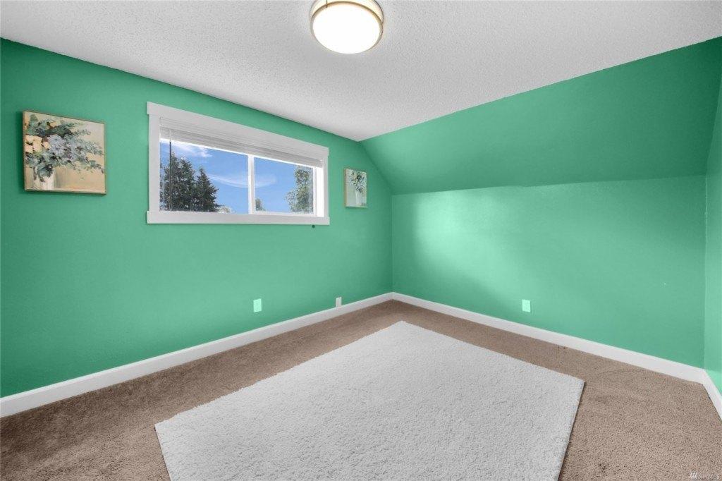 E Highland Dr, Arlington, WA 98223