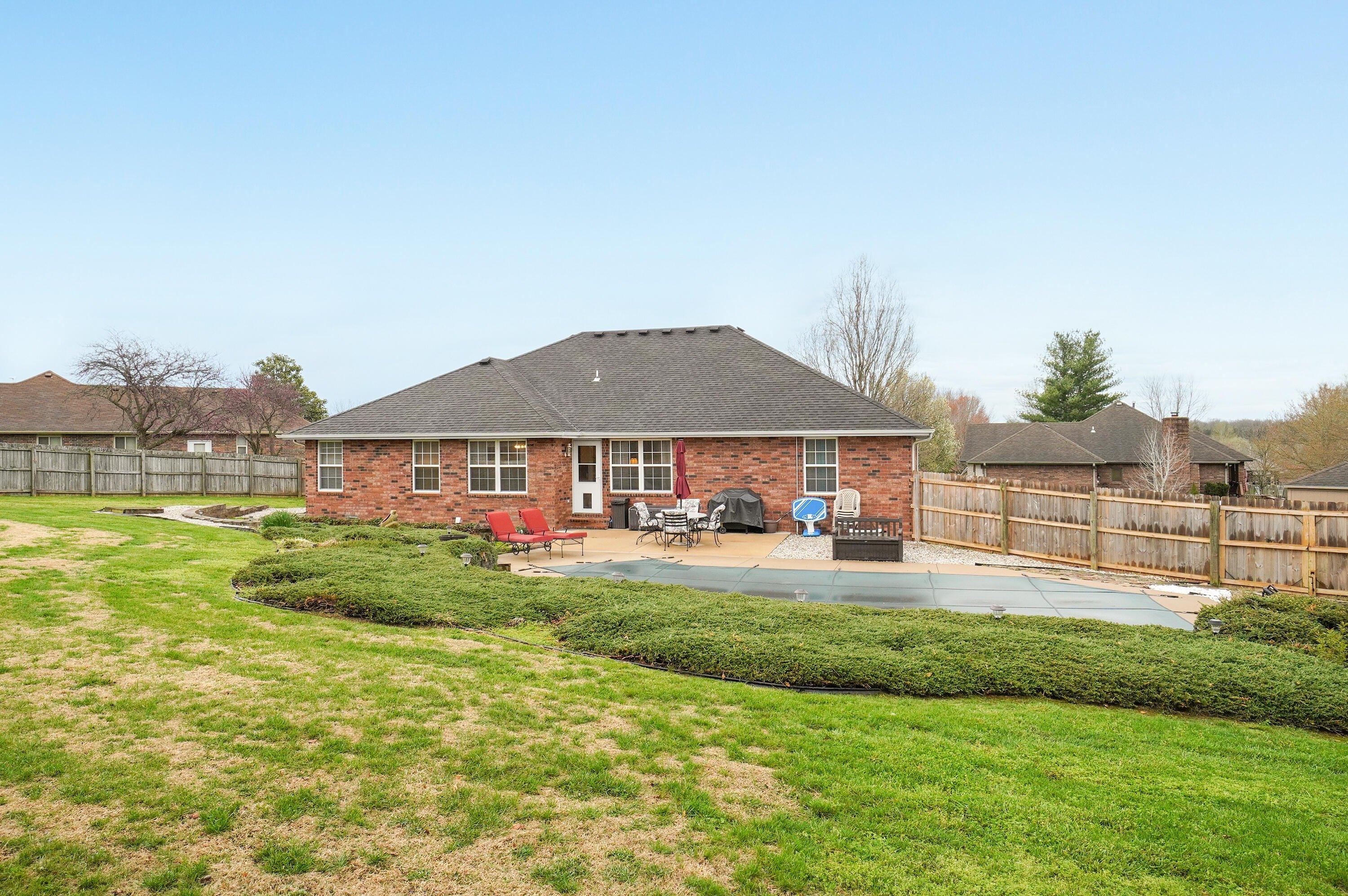 N 38th St, Nixa, MO 65714