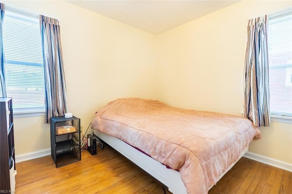 Lambert Rd, Cleveland, OH 44121
