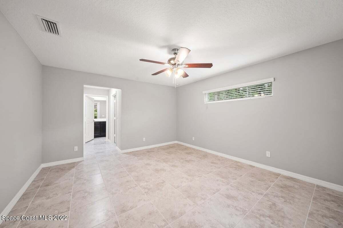 Silver Frost St Se, Palm Bay, FL 32909