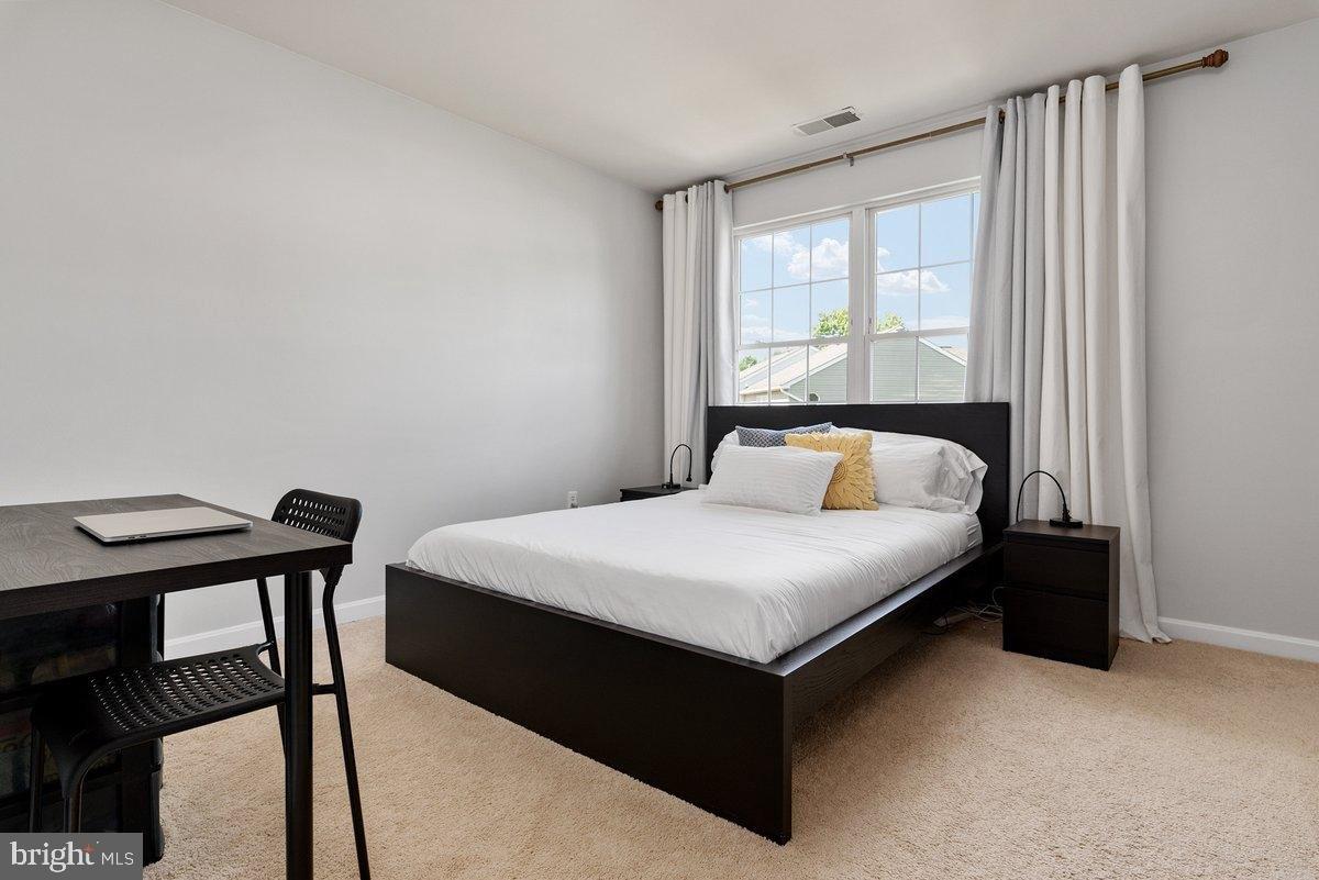 Langdon Farm Cir, Odenton, MD 21113