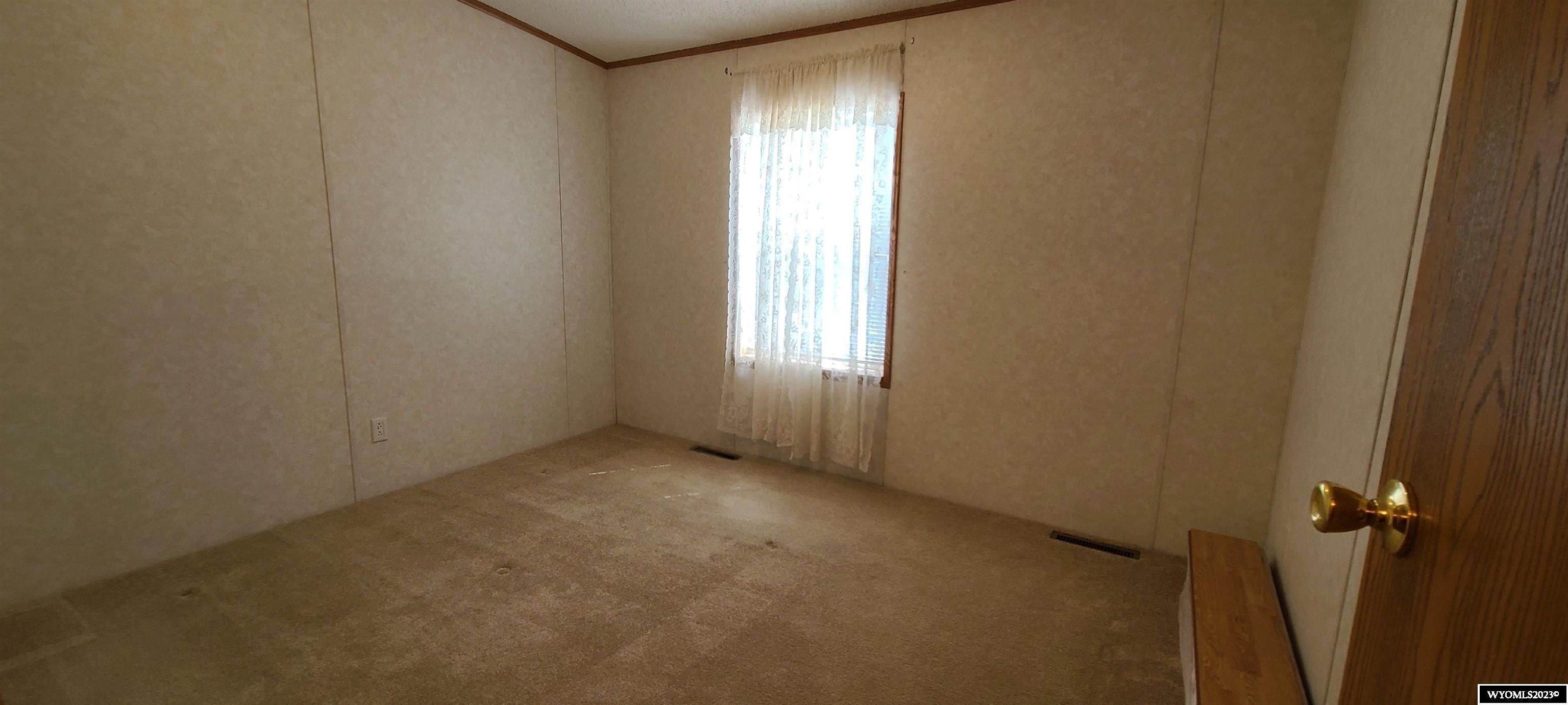 Richards St, Thermopolis, WY 82443