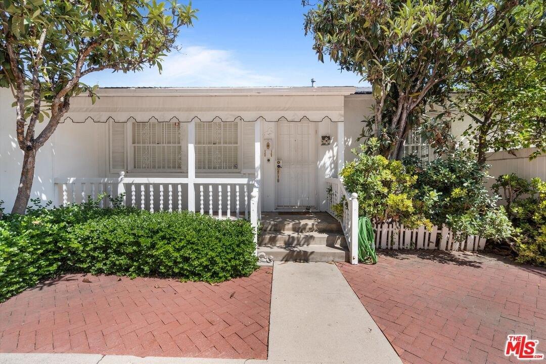 Cantlay St, Reseda, CA 91335