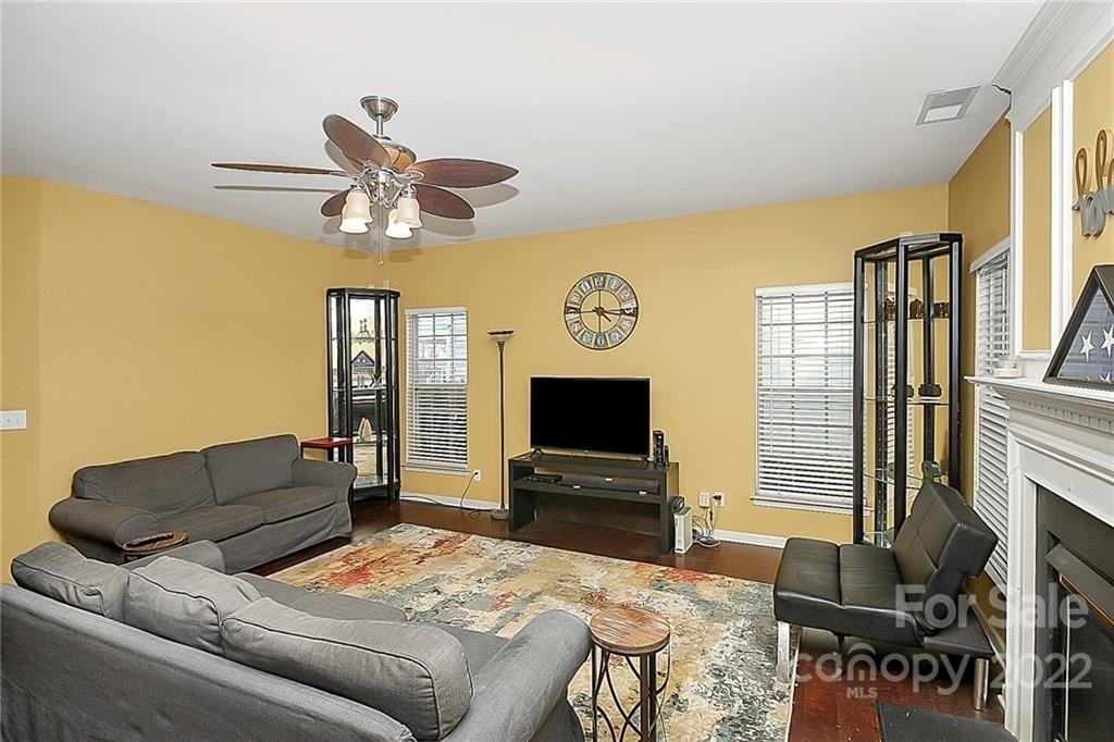 Tanners Creek Dr, Huntersville, NC 28078