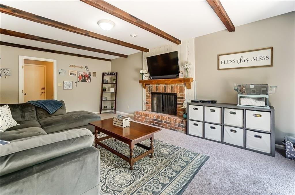 Glenburn Dr, Dayton, OH 45459