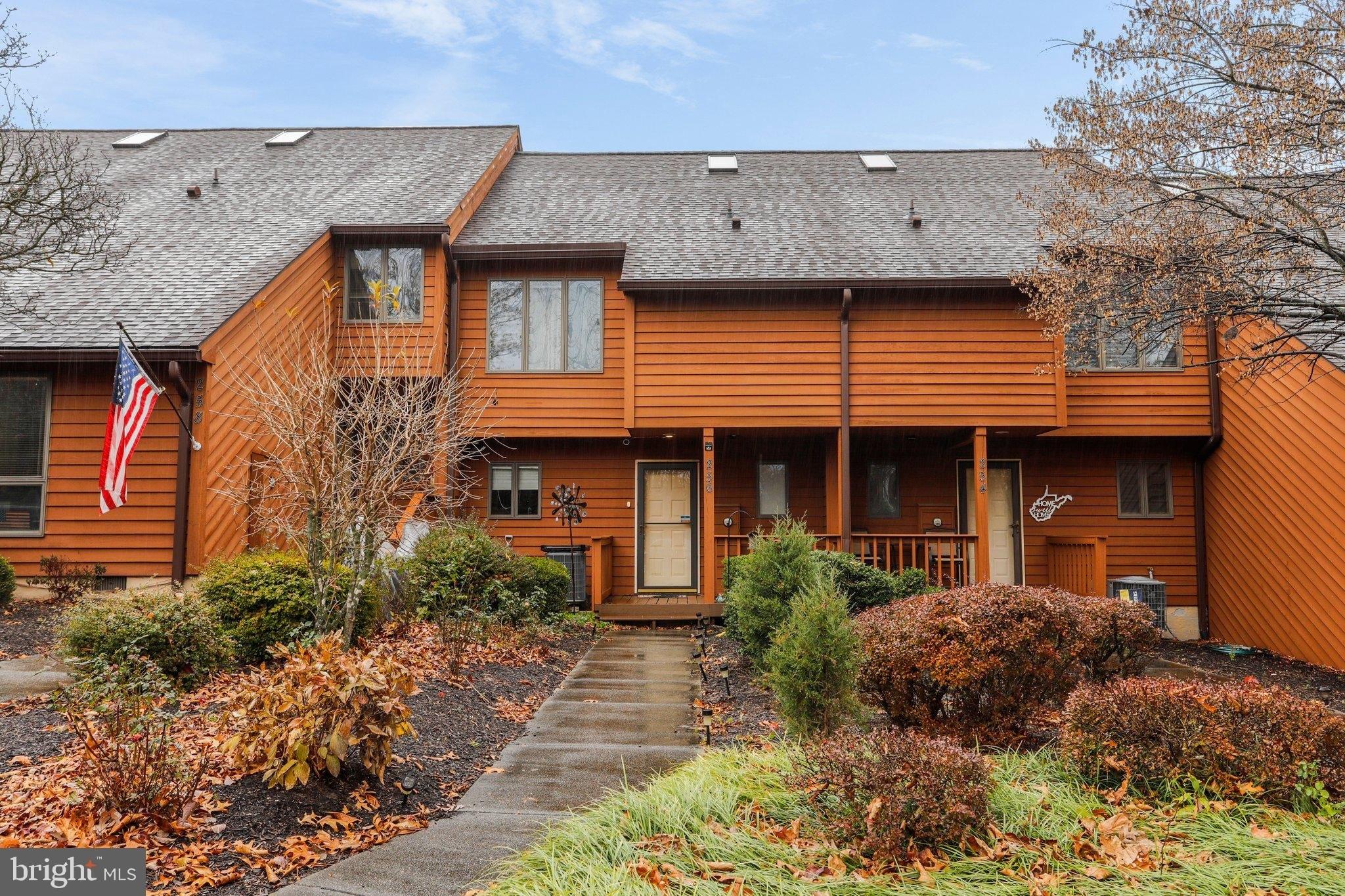 Tecumseh Trl, Hedgesville, WV 25427