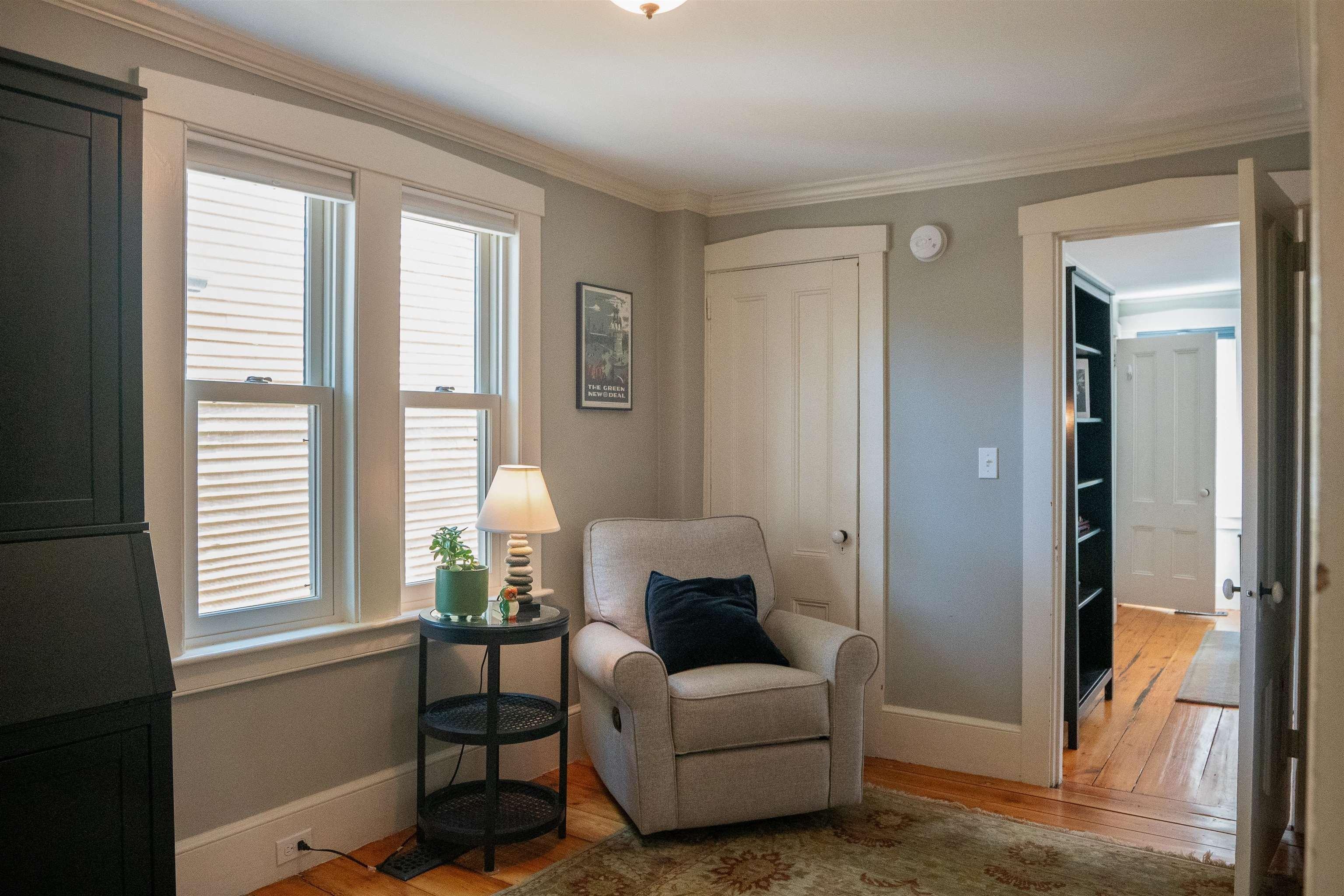 Pleasant St, Portsmouth, NH 03801