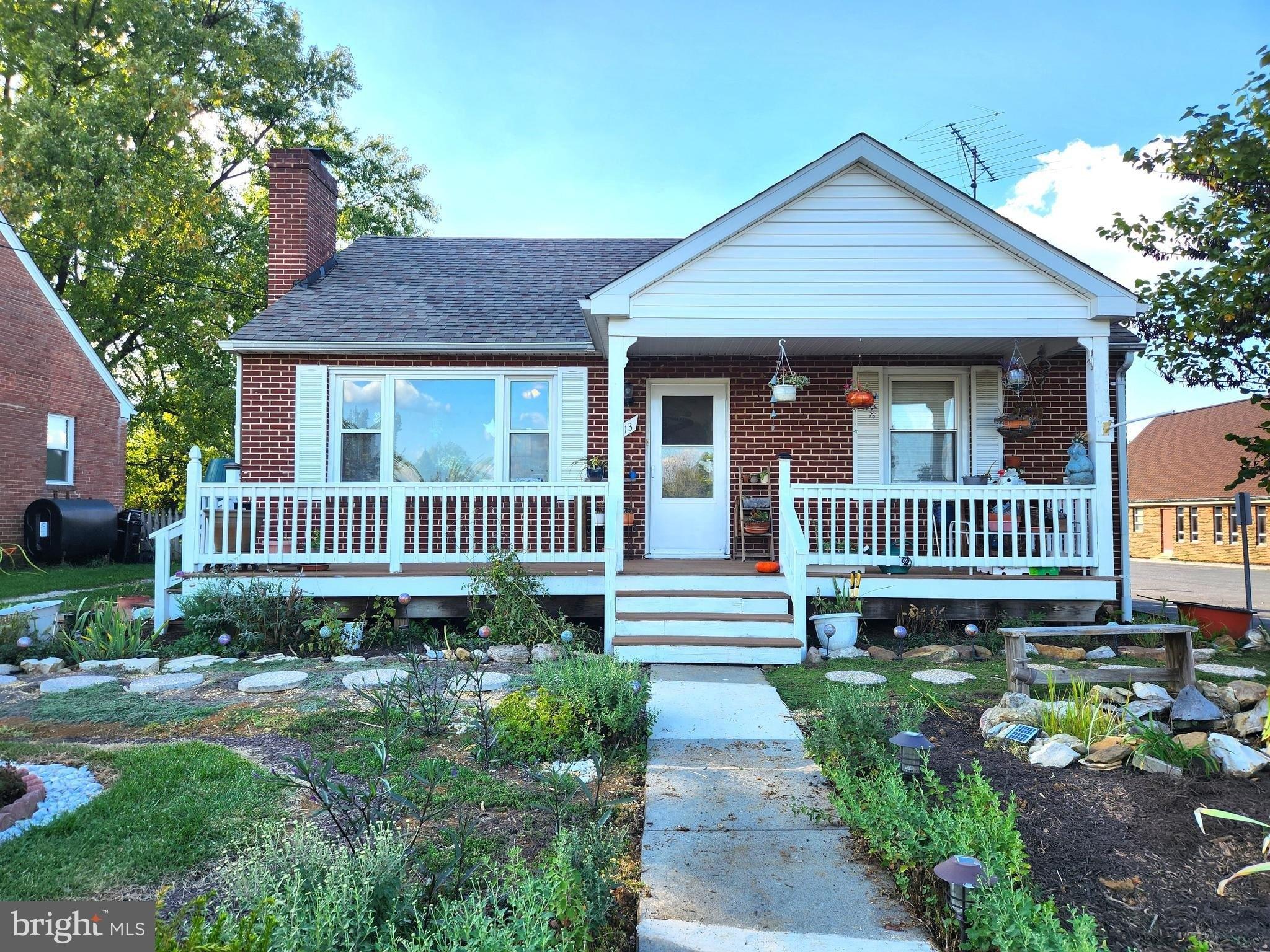 Van Fossen St, Winchester, VA 22601