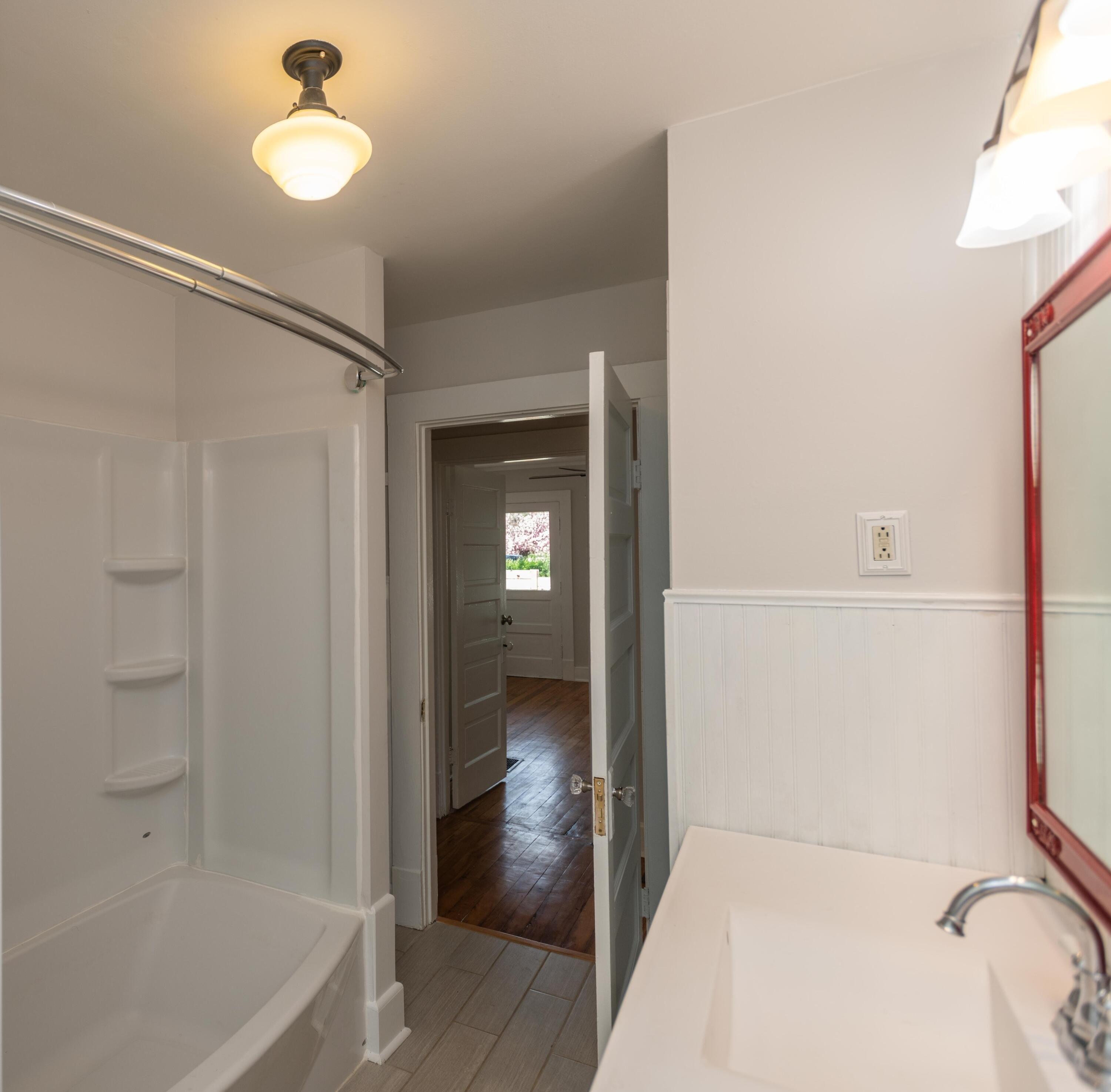 Clyde St, Lexington, KY 40508