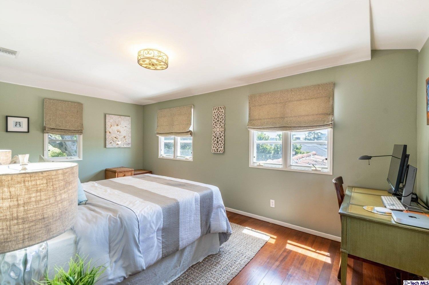 Valley View Rd, Glendale, CA 91202