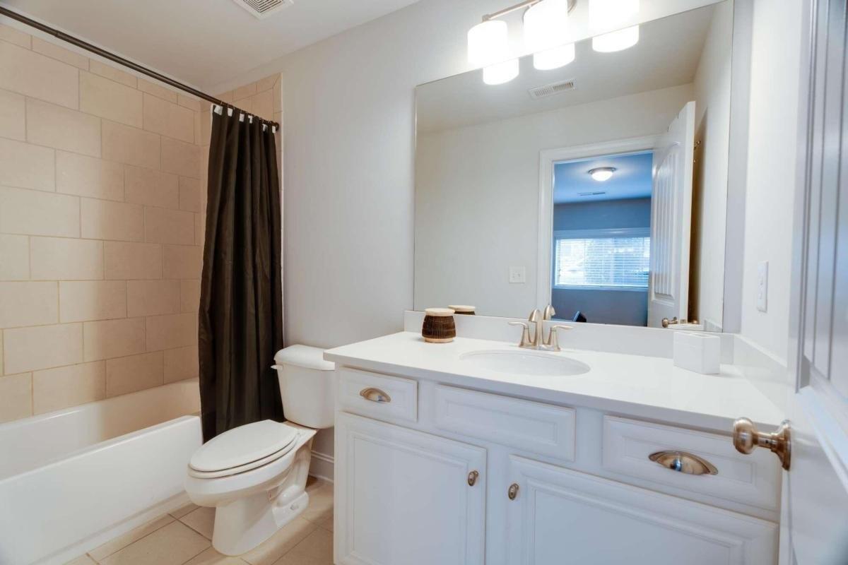 Henry Dr, Marietta, GA 30064